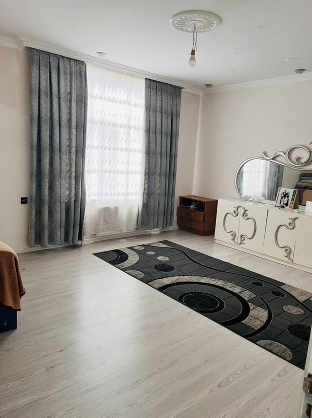 Satılır/icarəyə verilən həyət evi - 2 mərtəbəli tikili, geniş işıqlı — Ev, villa, Xırdalan (9)
