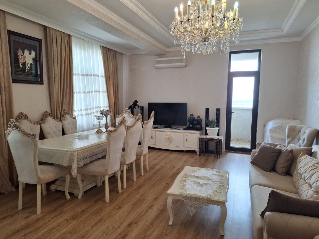Satılır 3 otaqlı yeni tikili 140 m² — Mənzil, Bakı (2)