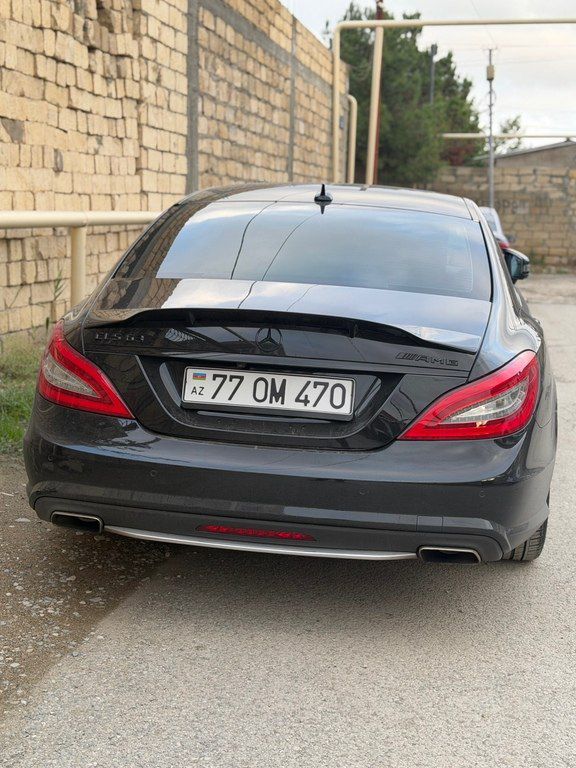 Mercedes CLS 500 4MATIC, 4.7 L, 2013 il, 180 000 km 77-OM-470 — Avtomobillər, Bakı (2)