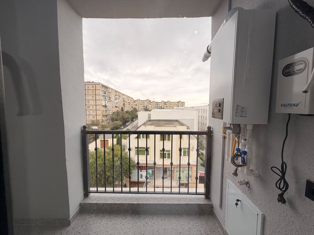 Satış: 2 otaqlı Yeni tikili, 52 m², Xətai rayonu — Mənzil, Bakı (9)