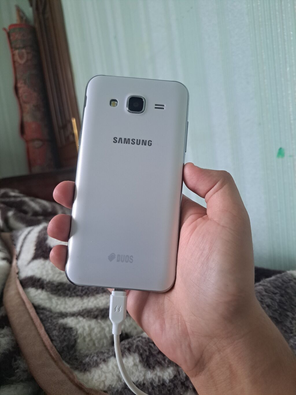 Samsung Galaxy J5 2016, 16 GB, rəng - Qızılı, İki sim kartlı — Samsung, Bakı (4)
