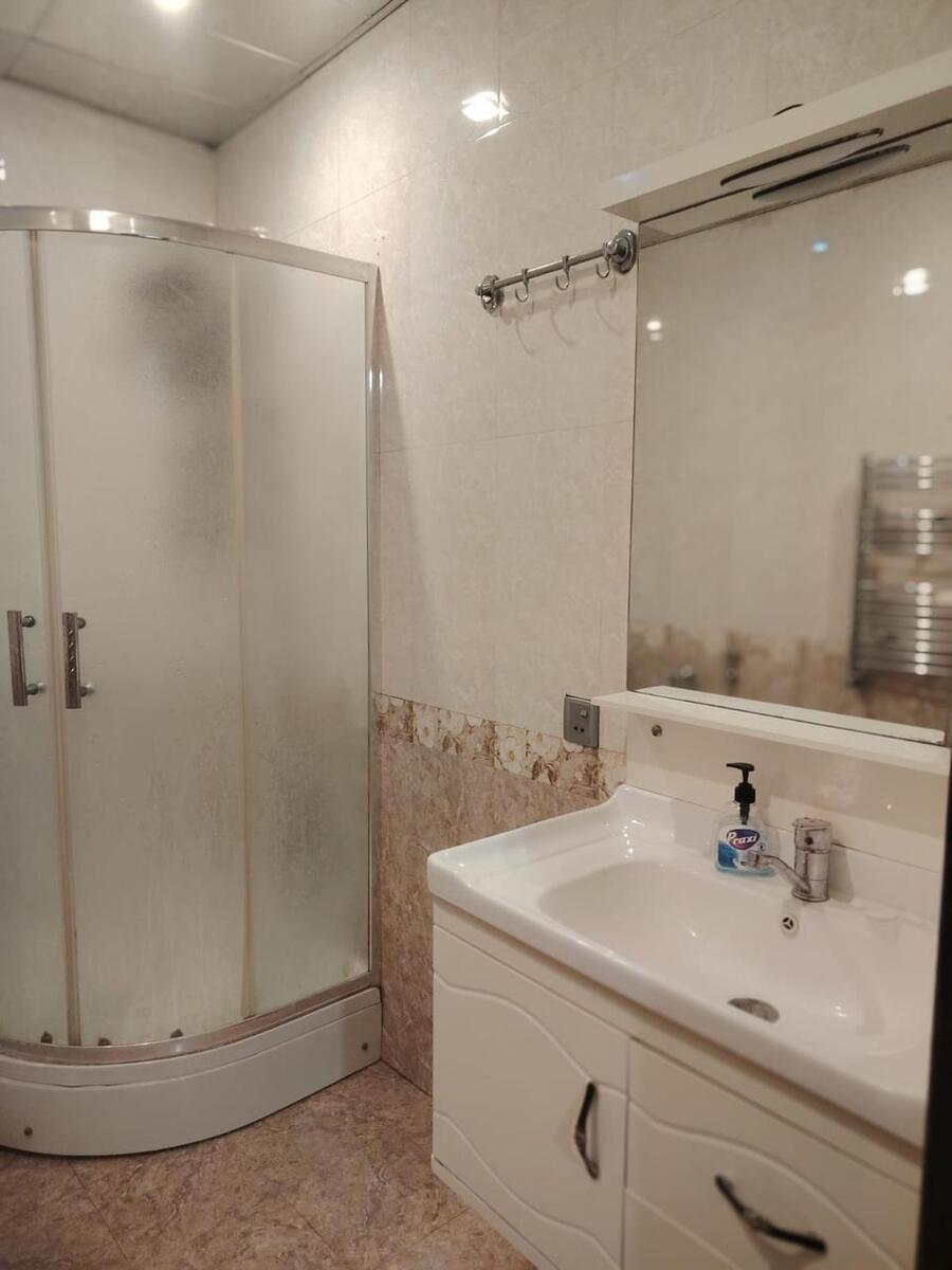 İcarəyə verilir 2 otaqlı yeni tikili 70 m² — Mənzil, Bakı (9)