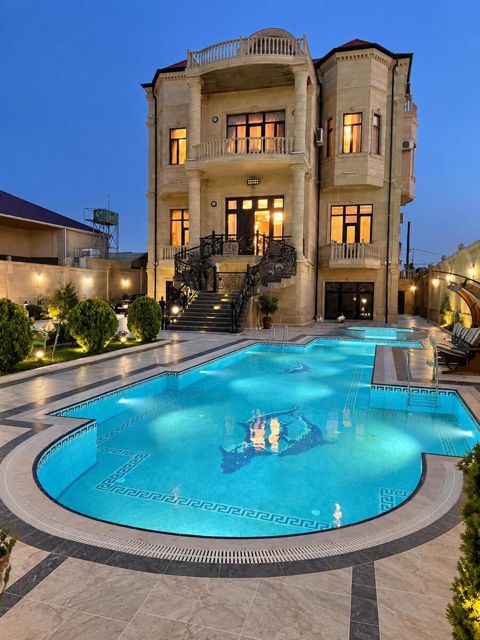 Satılır 8 otaqlı həyət evi/bağ evi 1000 m² — Bakı