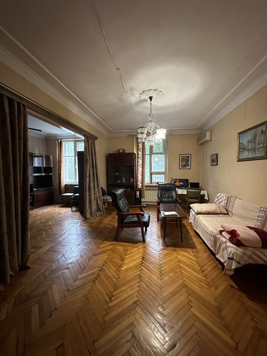 Satılır 4 otaqlı köhnə tikili 108 m² — Mənzil, Bakı (2)