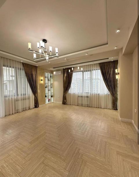 Satılır 3 otaqlı yeni tikili 138 m² — Bakı