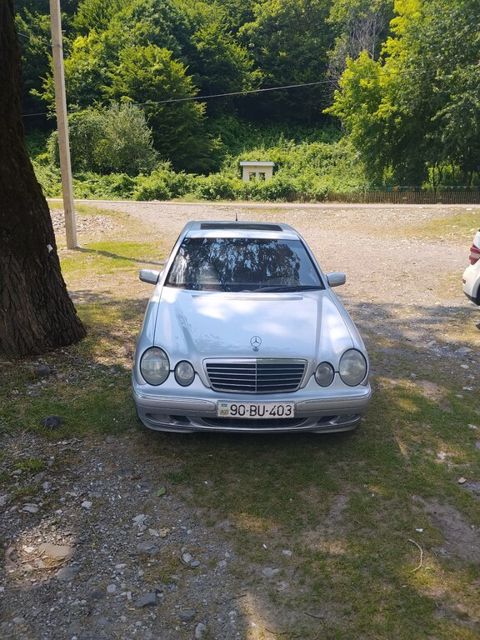 Mercedes E 280, 2.8 L, 1999 il, 560 000 km — 11 100 ₼ · Bakı · Avtomobillər Mercedes E 280, 2.8 L, 1999 il, 560 000 km — Bakı
