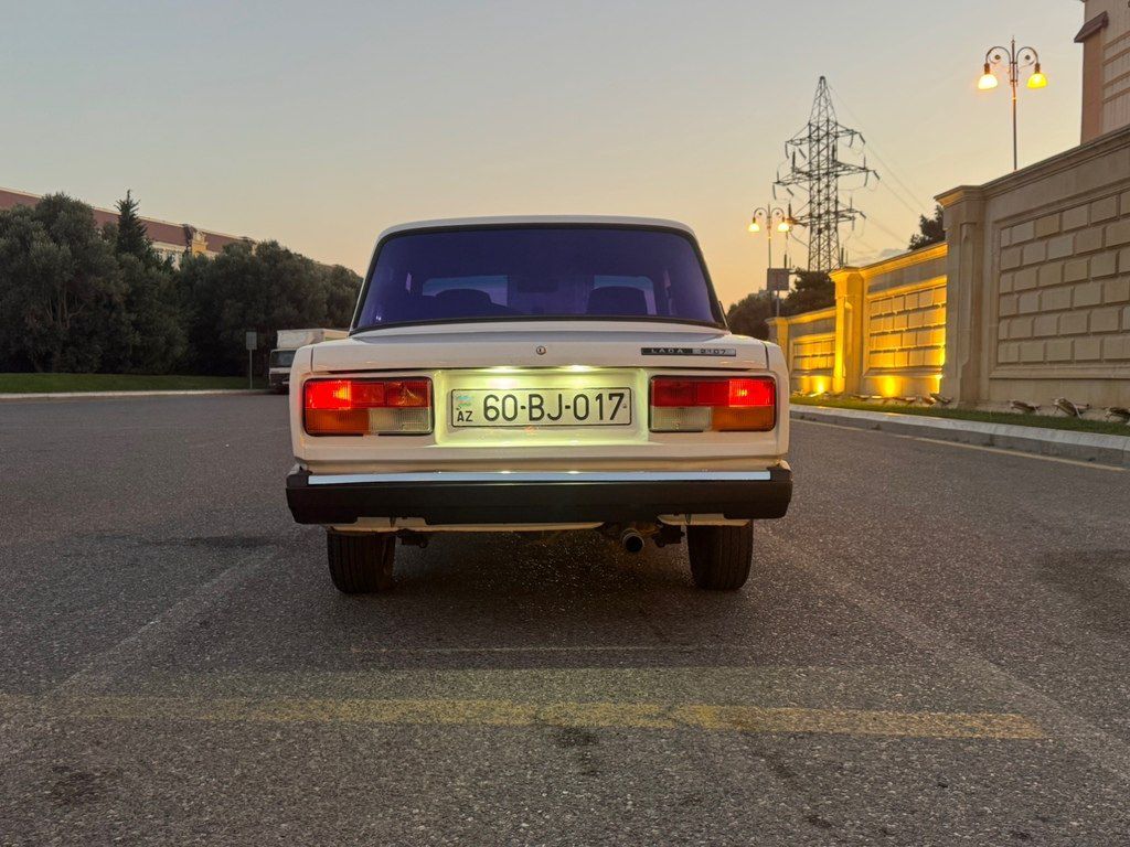 Lada (VAZ) 2107, 1.6 L, 2007 il, 200 000 km 60-BJ-017 — Avtomobillər, Bakı (3)