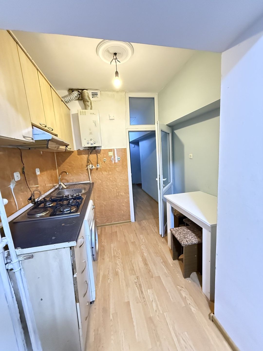 İcarəyə verilir 3 otaqlı köhnə tikili 70 m² — Mənzil, Bakı (11)