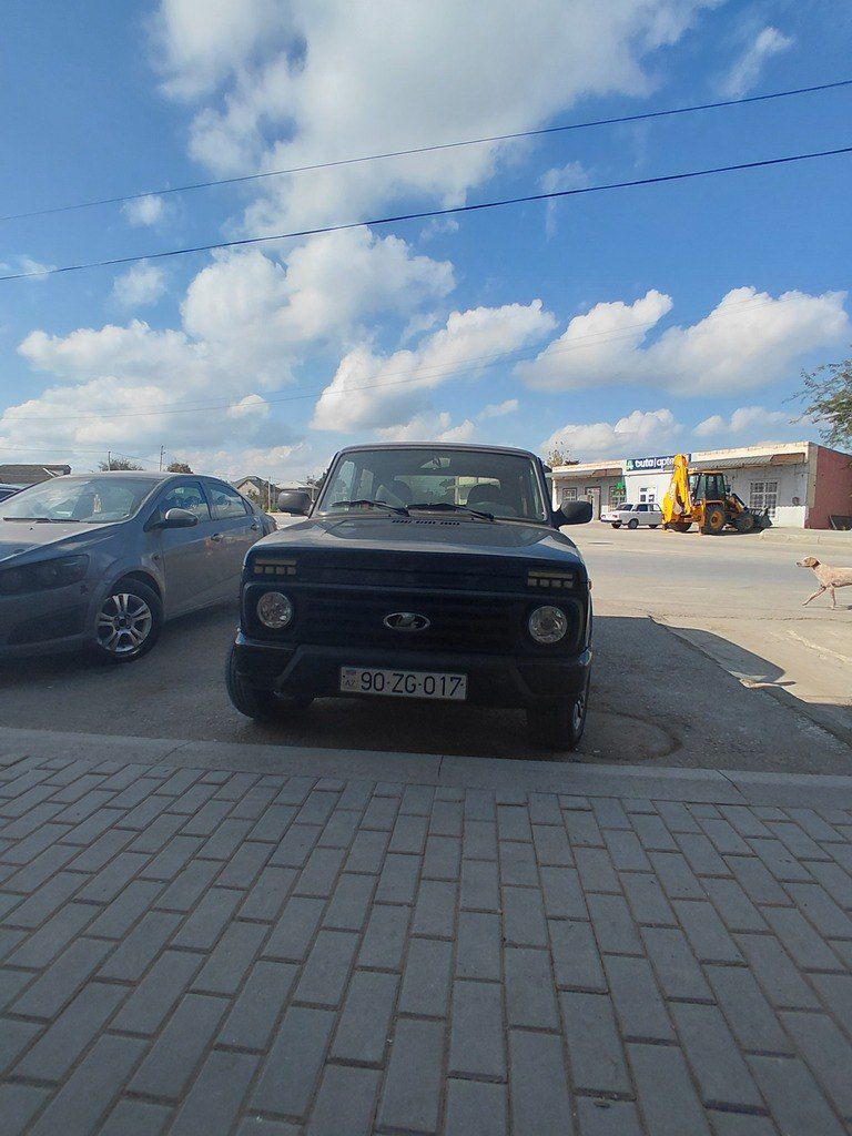 Lada (VAZ) Niva, 1.7 L, 2015 il, 128 000 km 90-ZG-017 — Avtomobillər, Xaçmaz