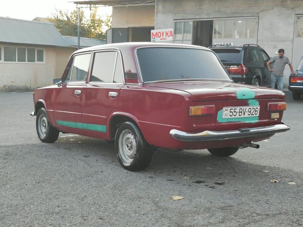 Lada (VAZ) 2101, 1.3 L, 1972 il, 300 000 km 55-BV-926 — Avtomobillər, Şəki (7)