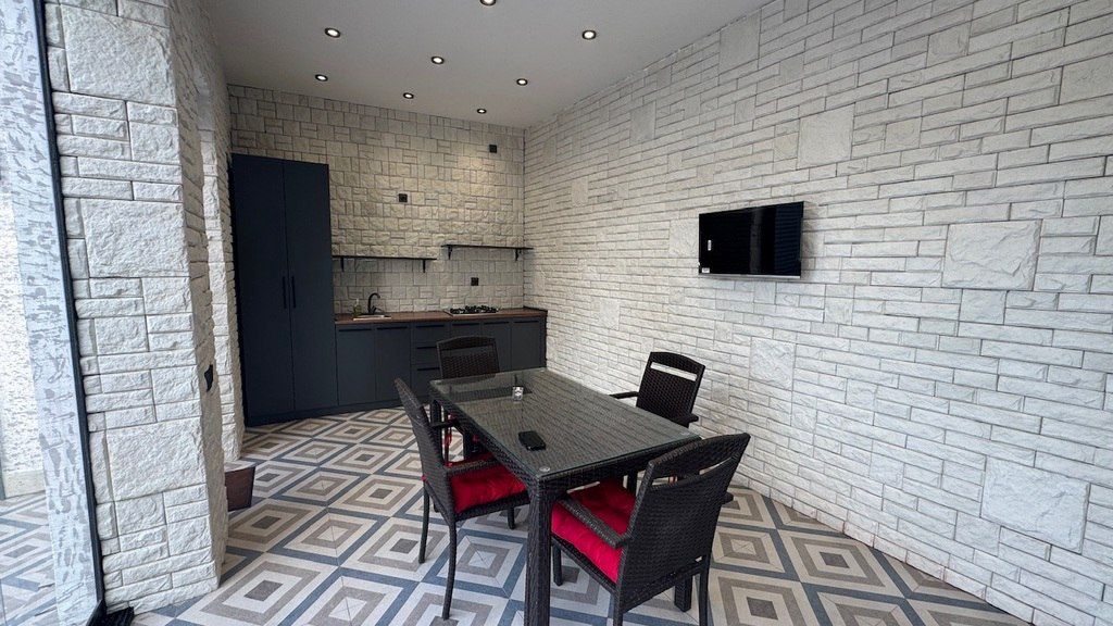 Satılır 5 otaqlı həyət evi/bağ evi 200 m² — Ev, villa, Bakı (9)