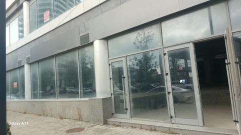 İcarəyə verilir obyekt 930 m² — Bakı