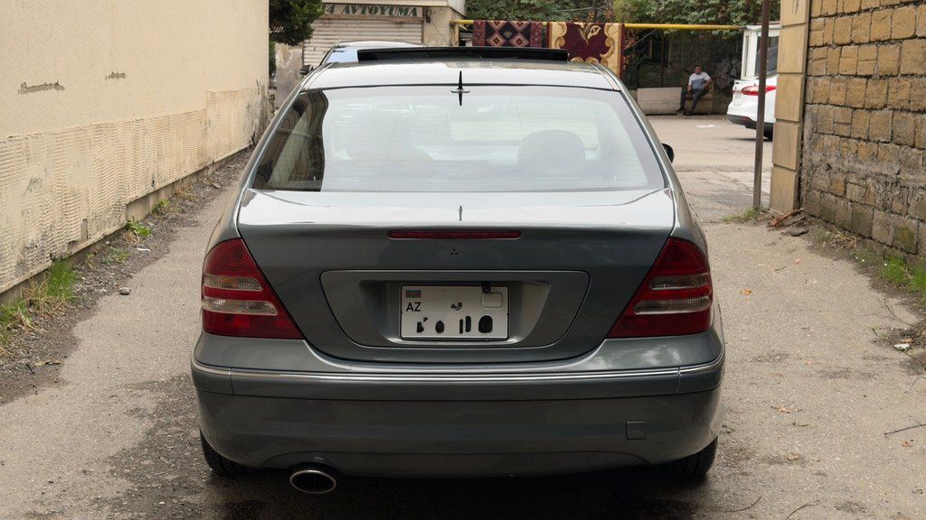 Mercedes C 230, 2.5 L, 2005 il, 449 360 km — Avtomobillər, Bakı (2)