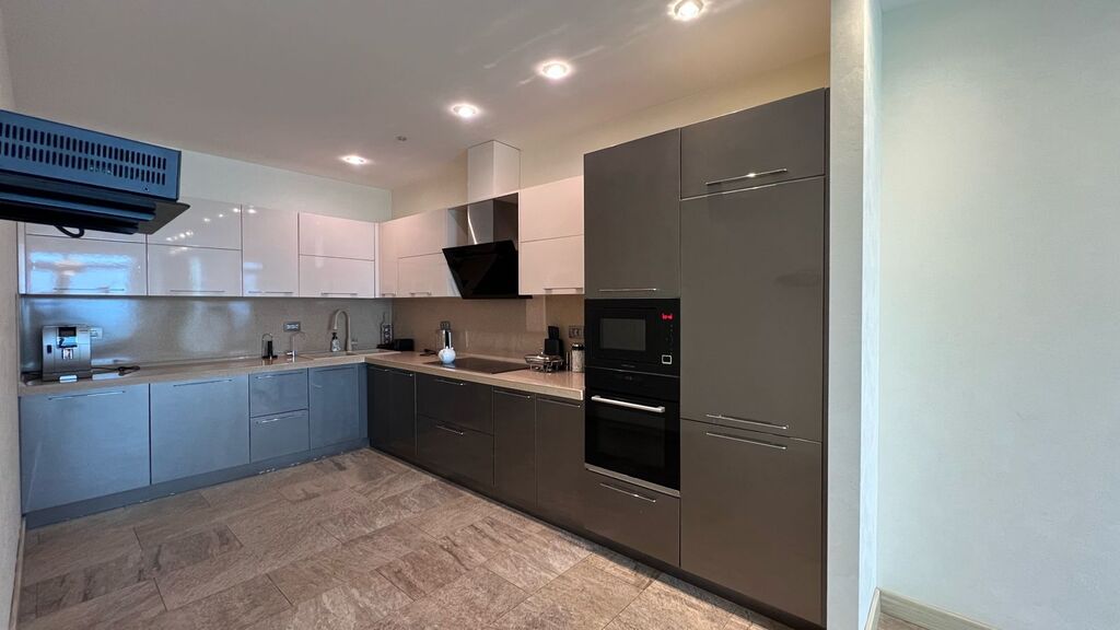 İcarəyə verilir 4 otaqlı yeni tikili 350 m² — Mənzil, Bakı (7)