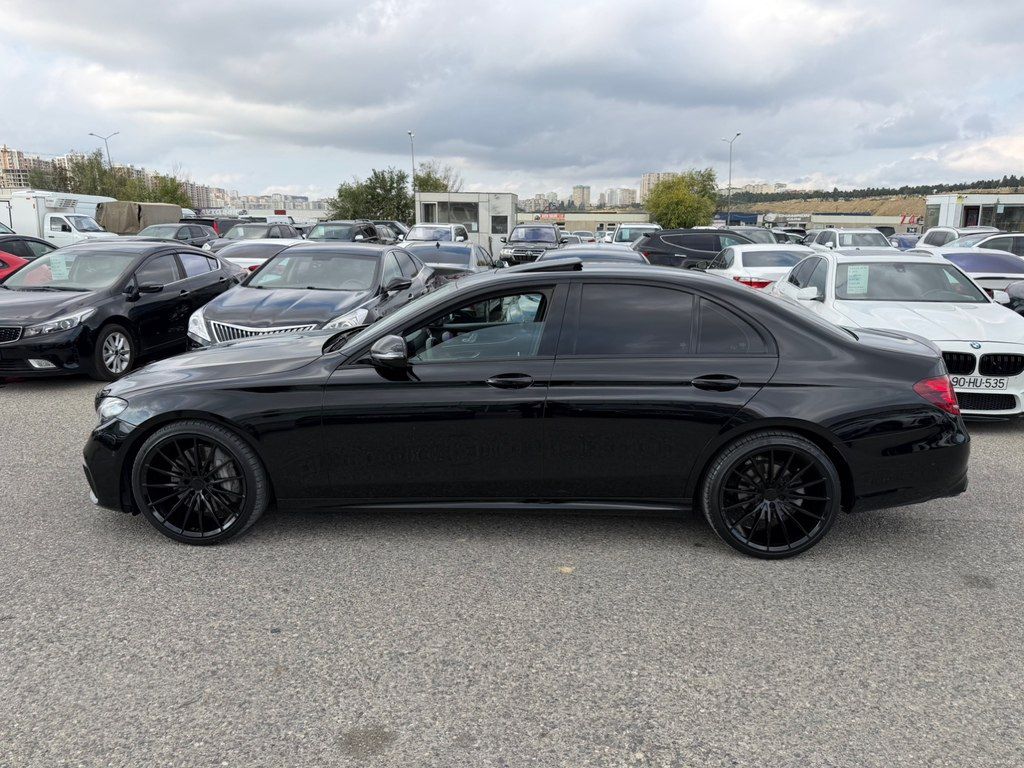 Mercedes E 300, 2.0 L, 2018 il, 100 000 km — Avtomobillər, Bakı (8)