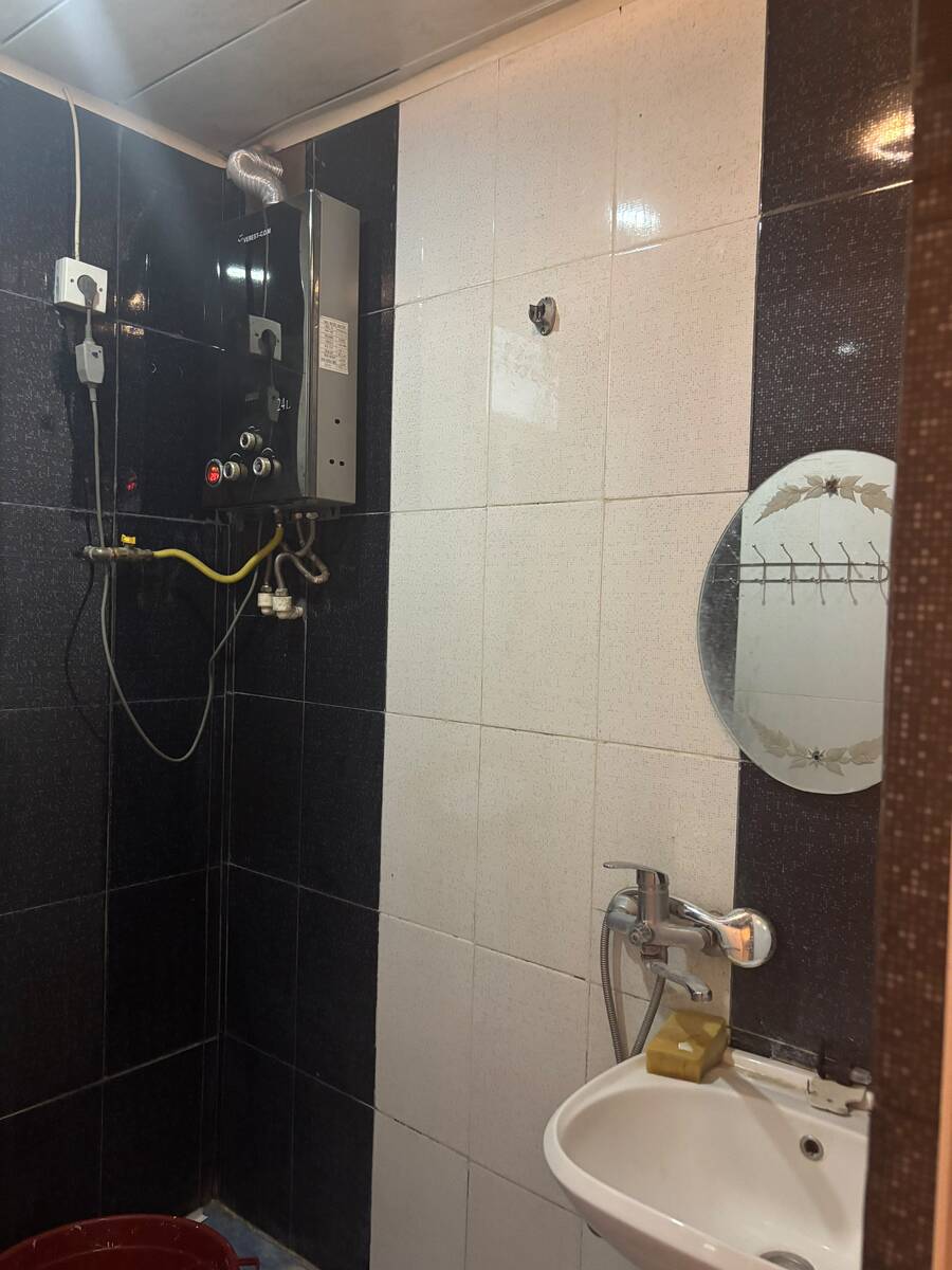 Satılır 1 otaqlı köhnə tikili 34 m² — Mənzil, Bakı (8)