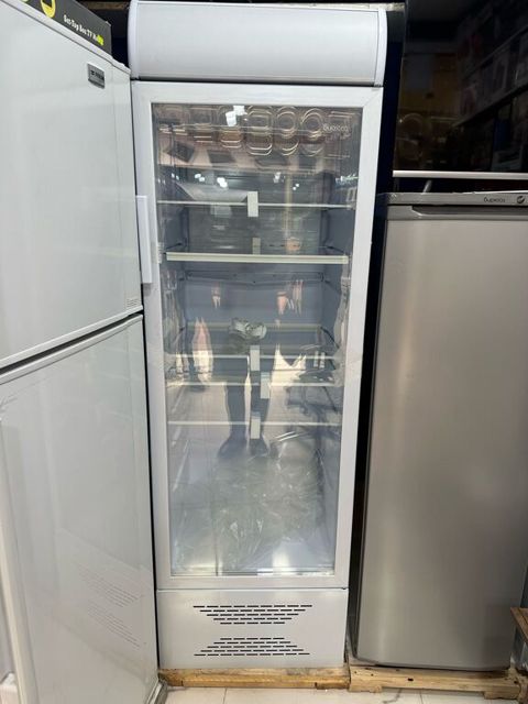 Vitrin soyuducusu 310 Lt — Bakı