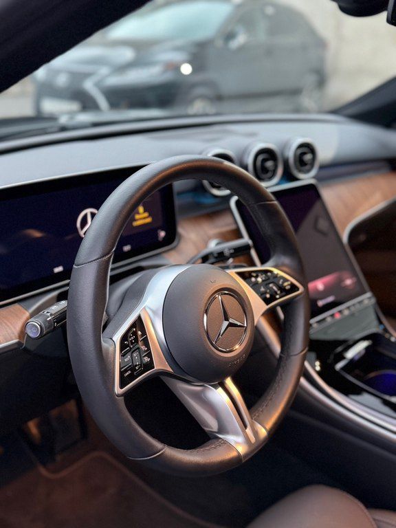 Mercedes C 300, 2.0 L, 2025 il, 8 000 km 88-BR-801 — Avtomobillər, Bakı (12)