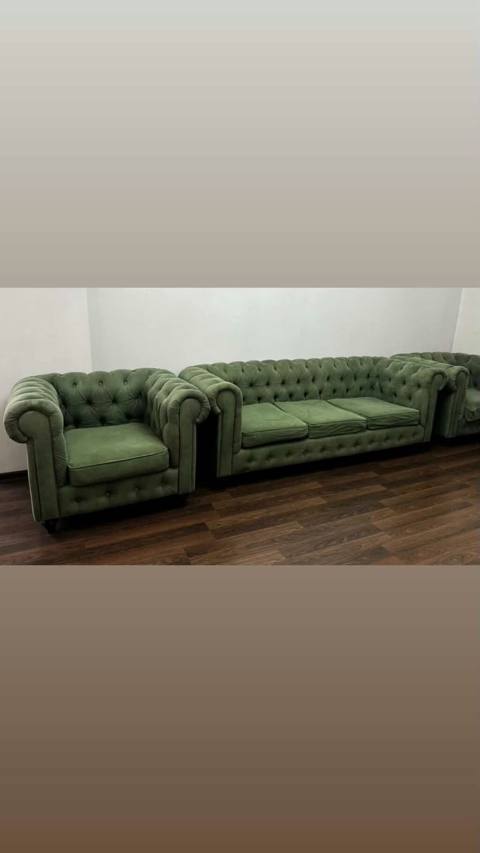 Dıvan + 2 Kreslo – 350 AZN Klassik Chesterfield üslubunda yaşıl rəng — Asya — Yumshoq mebel toʻplamlari
