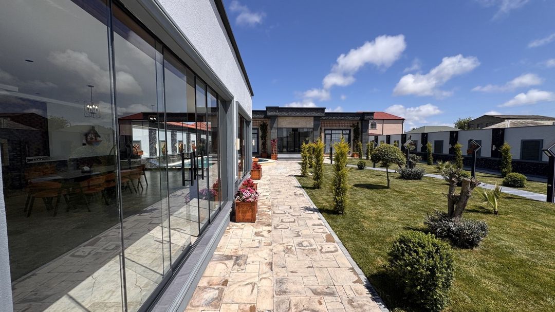 Satılır 5 otaqlı həyət evi/bağ evi 300 m² — Ev, villa, Bakı (8)