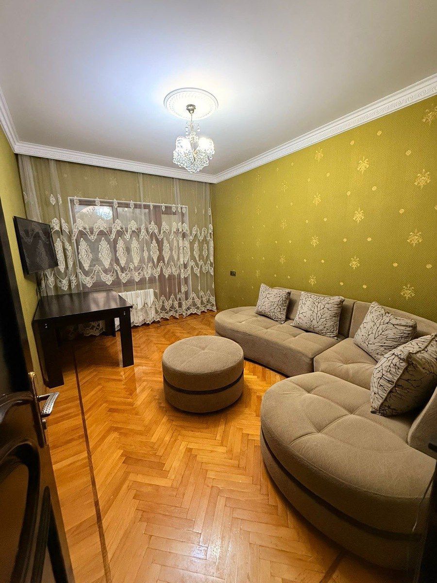 Satılır 4 otaqlı köhnə tikili 110 m² — Mənzil, Bakı (4)