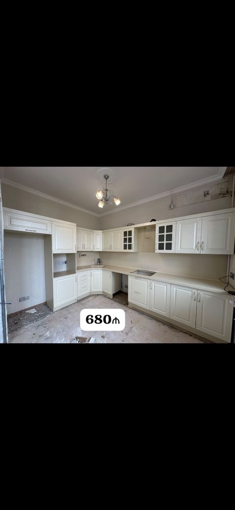 Membran mətbəx mebeli satılır 680₼. üzəri mərmər.Əla — Bakı