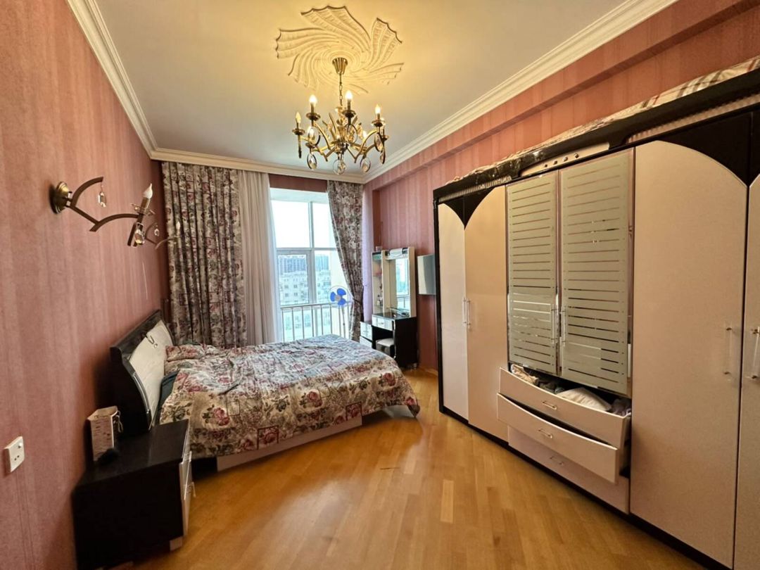 Satılır 4 otaqlı yeni tikili 165 m² — Mənzil, Bakı (4)