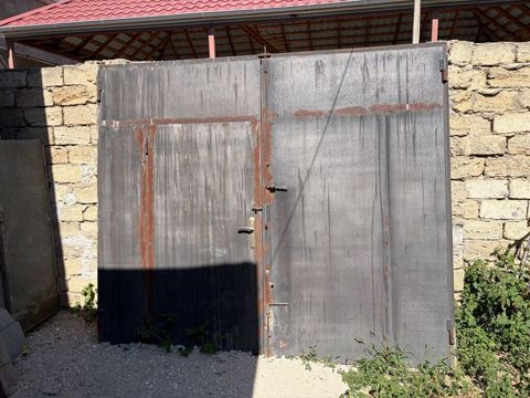 MDarvaza olcu 3un 2.50 ye qalin materyaldir uz terefi bezeklidi azca — Digah