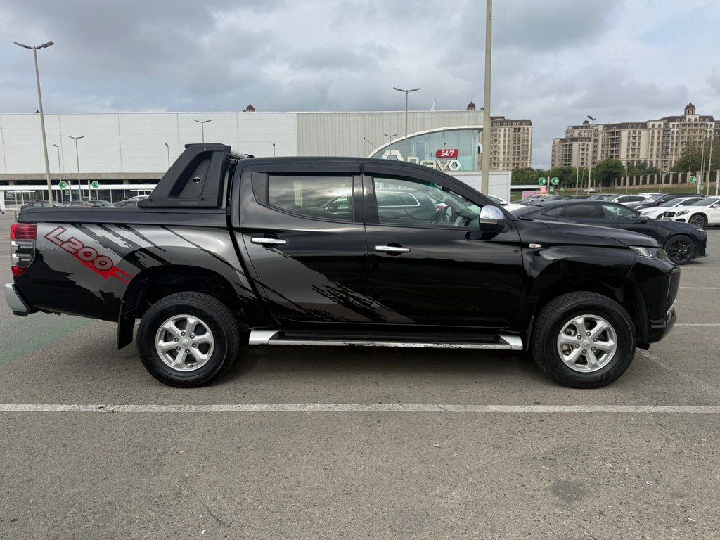 Mitsubishi L200, 2.4 L, 2022 il, 147 000 km — Avtomobillər, Bakı (6)