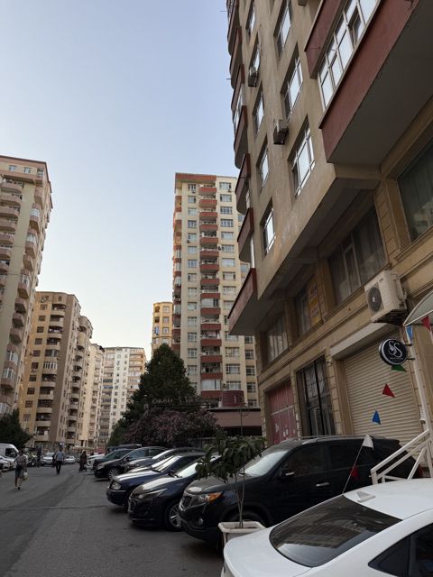 Satılır 3 otaqlı yeni tikili 123 m² — 315 000 ₼ · Bakı · Mənzil Satılır 3 otaqlı yeni tikili 123 m² — Bakı