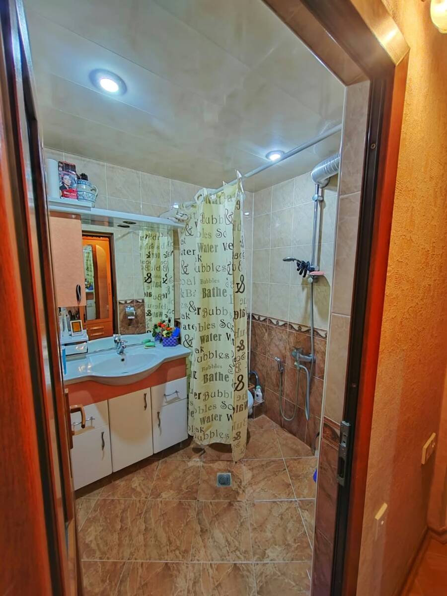Satılır 2 otaqlı köhnə tikili 60 m² — Mənzil, Bakı (8)