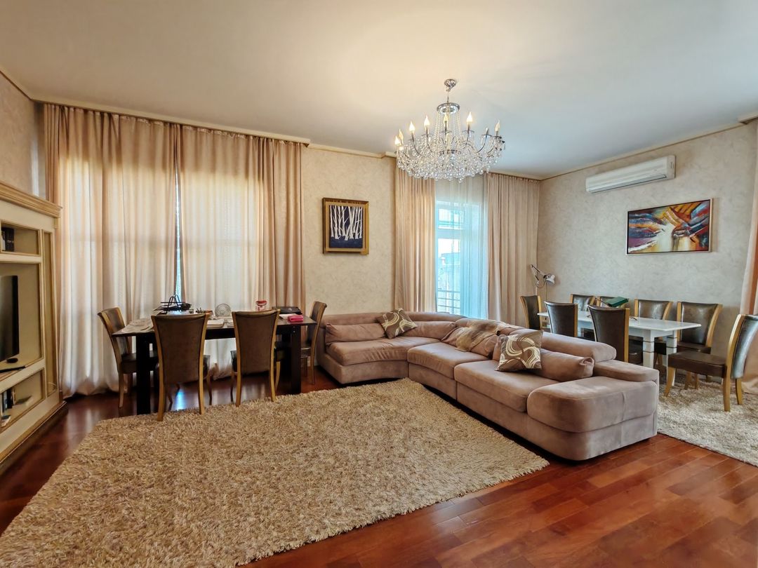 Satılır 12 otaqlı həyət evi/bağ evi 528 m² — Ev, villa, Bakı (9)