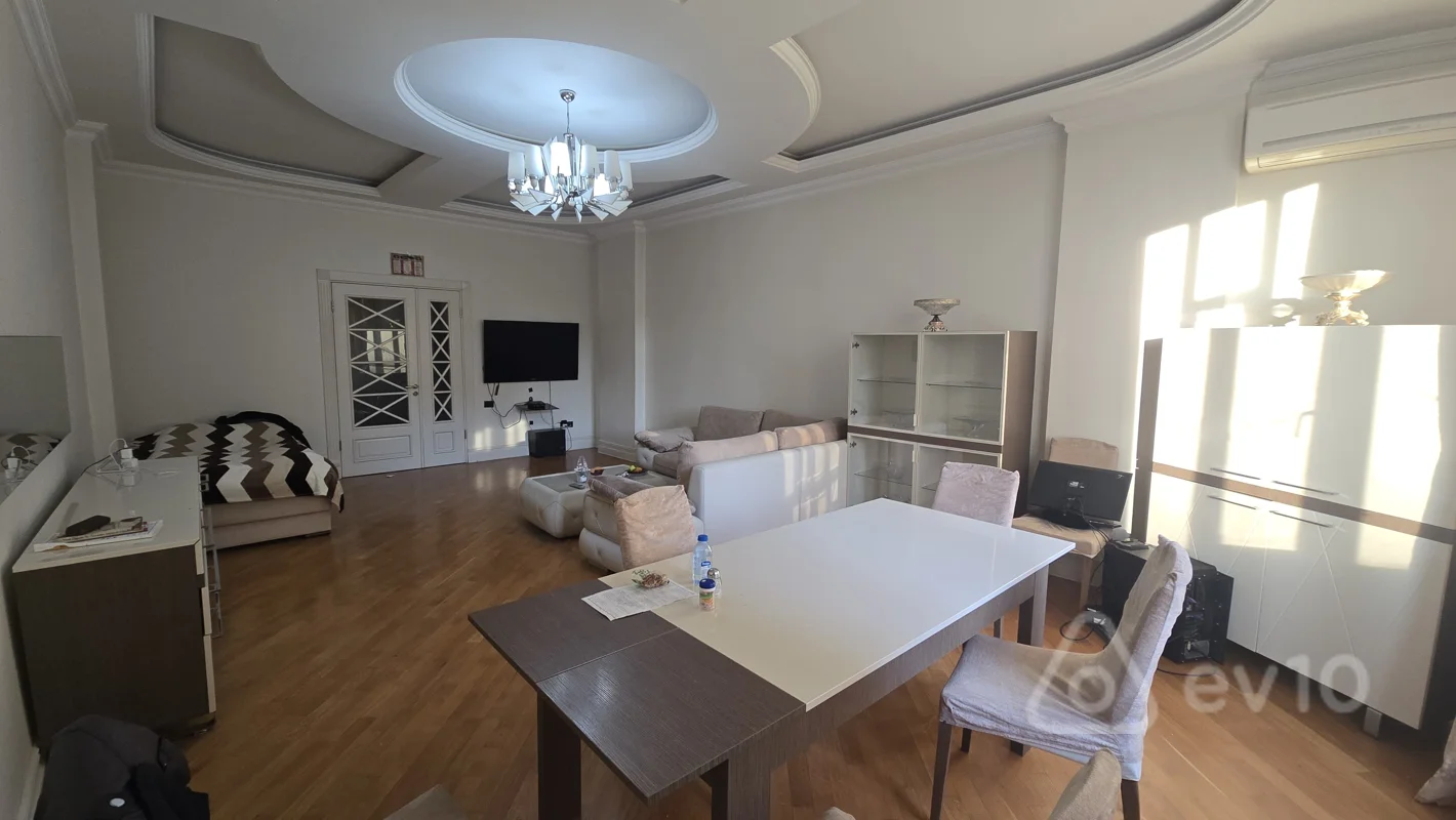 4 otaqlı mənzil, 177 m², Mirəli Qaşqay küçəsi — Bakı