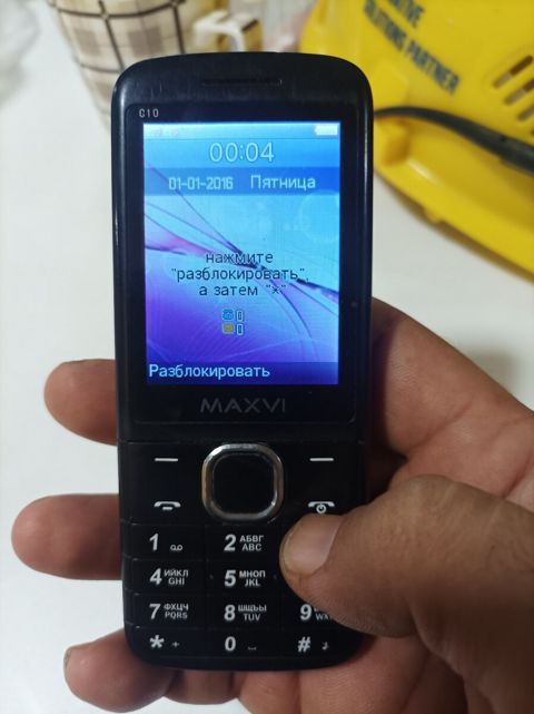 Maxvi C10 — Bakı