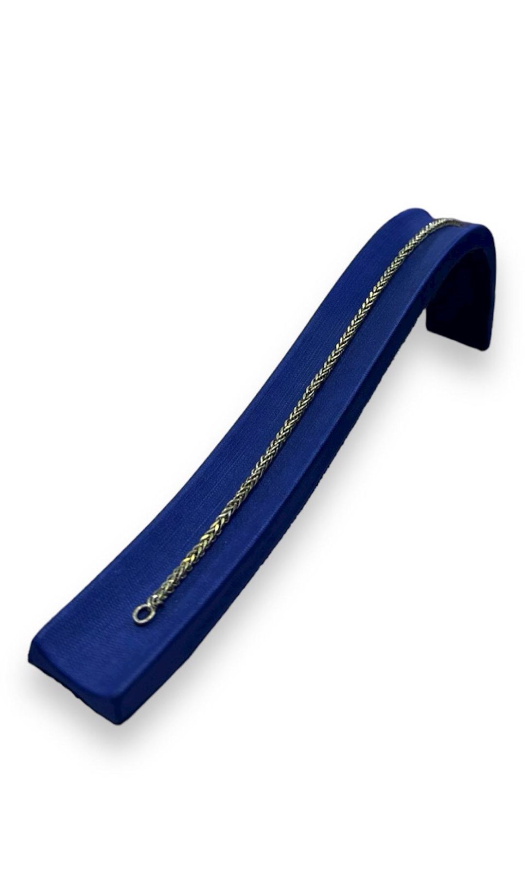 Qızıl qolbaq 5401-703 — Mallar, Bakı