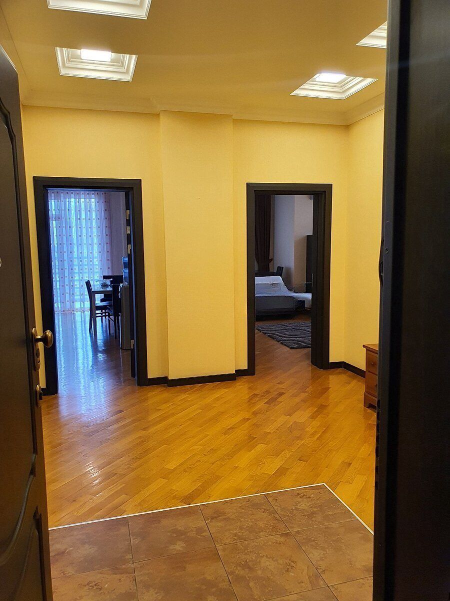 İcarəyə verilir 4 otaqlı yeni tikili 200 m² — Mənzil, Bakı (10)