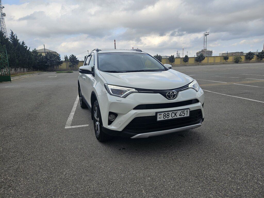 Toyota RAV4, 2.0 L, 2018 il, 243 300 km 88-CK-451 — Avtomobillər, Bakı (3)