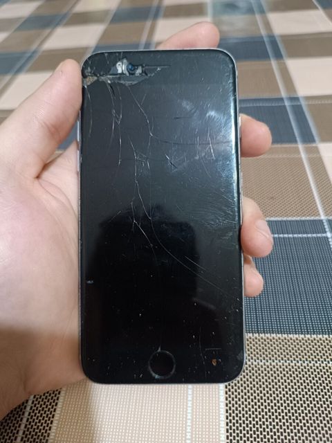 Apple iPhone 6S Silver 64GB — 59 ₼ · Bakı · Smartfonlar Apple iPhone 6S Silver 64GB — Bakı