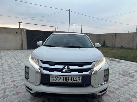 Mitsubishi Outlander, 2.0 L, 2021 il, 80 000 km — 29 500 ₼ · Bakı · Avtomobillər Mitsubishi Outlander, 2.0 L, 2021 il, 80 000 km — Bakı