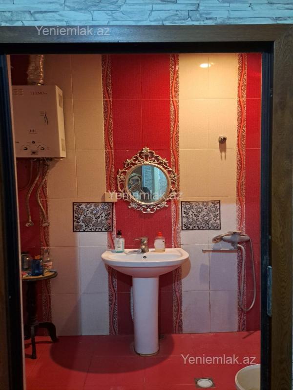 Satılır 3 otaqlı Bina evi menzil (Köhnə tikili), 72 m², 3-cü məhəllə — Mənzil, Sumqayıt (10)