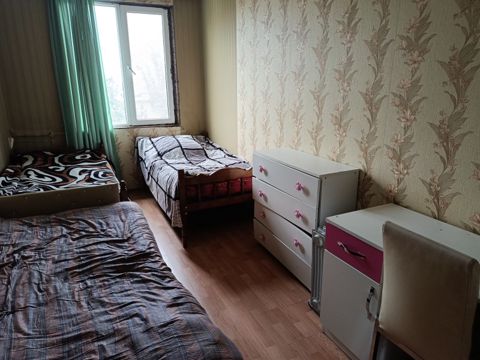 4-otaqlı mənzil kirayə verilir, 4-cü mkr., 1 m² — Bakı