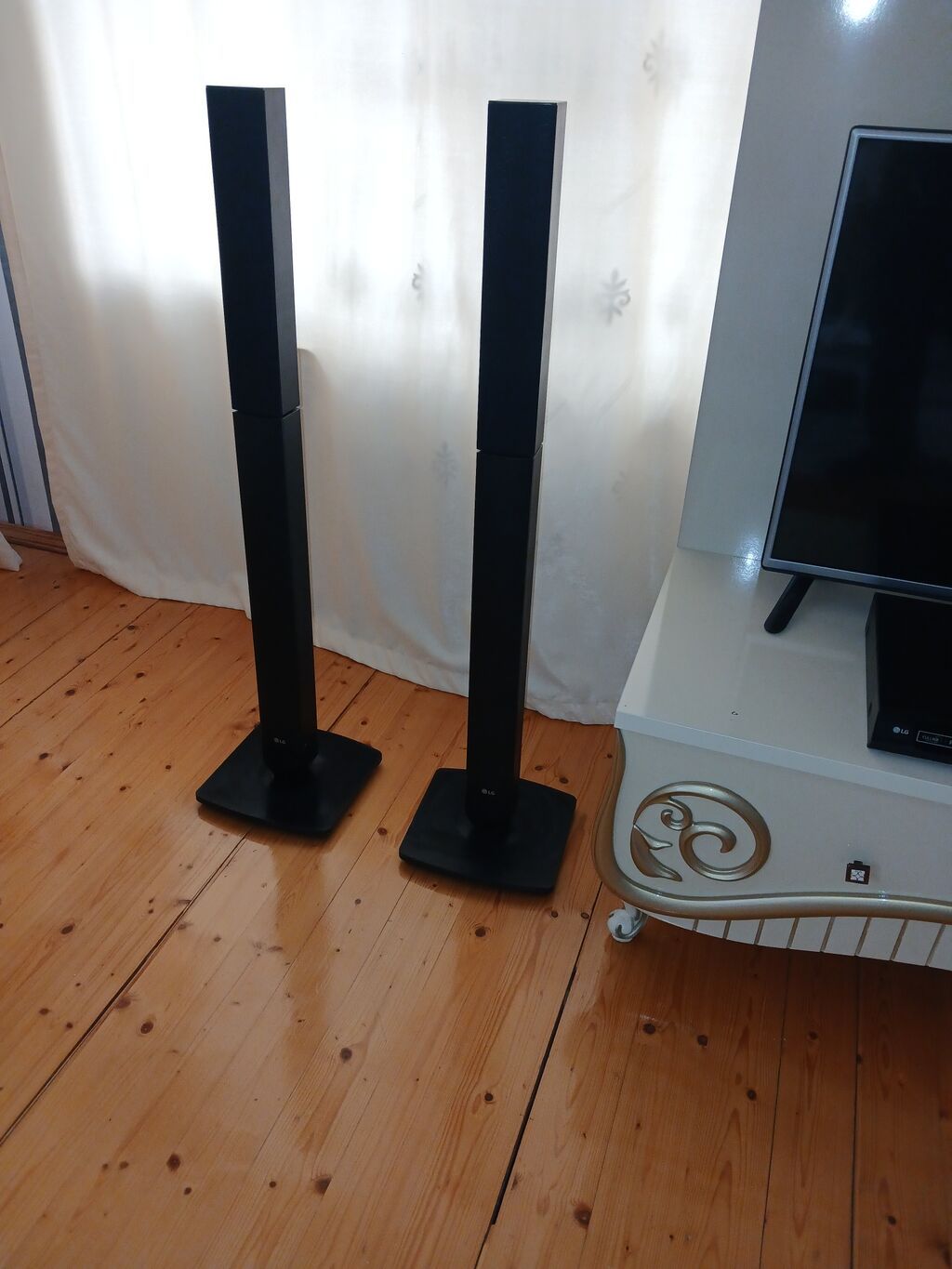 LG DVD Home Theater sistemi Komplekt: - 4 ədəd hündür (floorstanding) — Akustik sistemlər, Qəbələ (4)