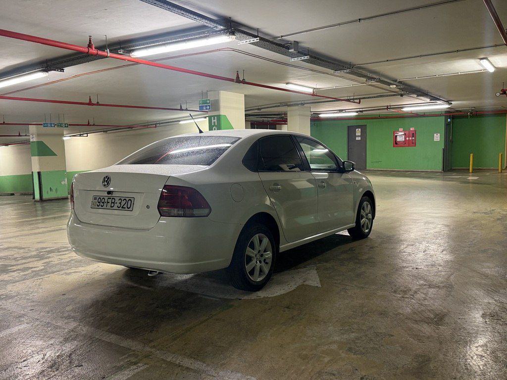 Volkswagen Polo, 1.6 L, 2013 il, 164 000 km 99-FB-320 — Avtomobillər, Bakı (8)