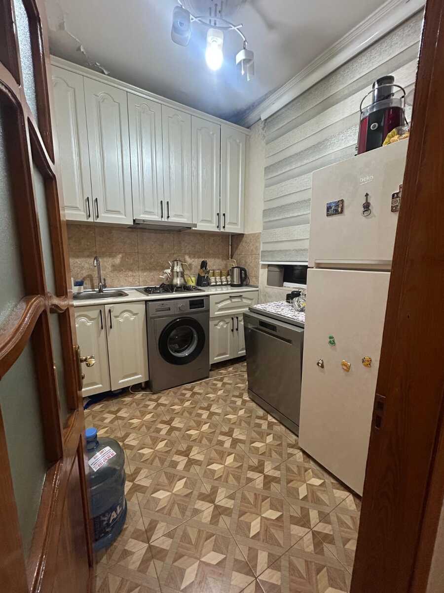 Satılır 2 otaqlı köhnə tikili 55 m² — Mənzil, Bakı (2)