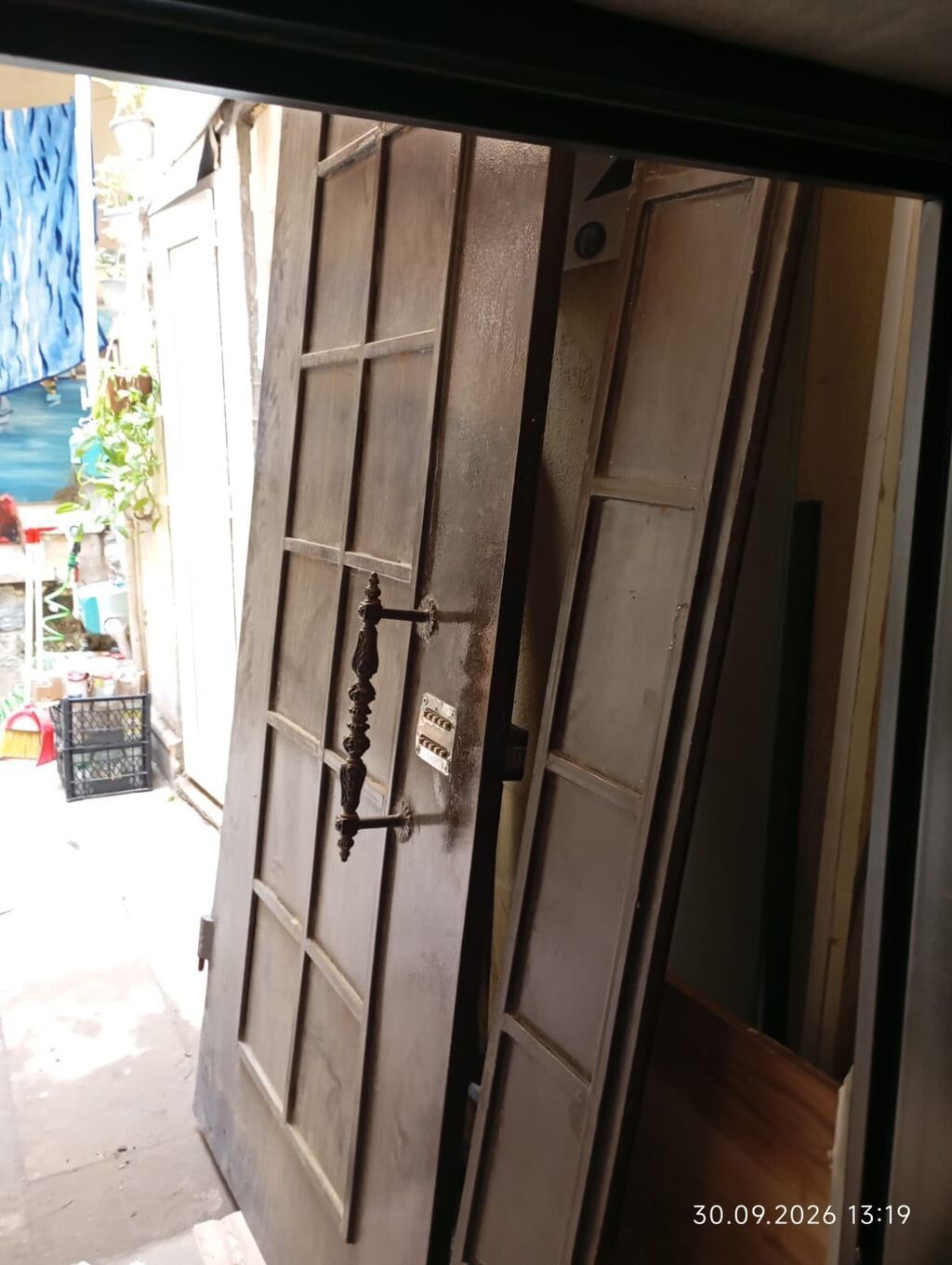 Seyf qapi 230/120sm 250azn qiymet sondur Iceriseher 6300 leli — Pəncərələr, qapılar, balkonlar, Bakı