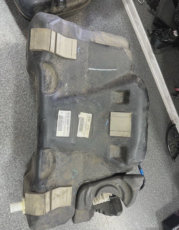 Benzin çəni Land Rover Range Rover modelləri üçün — Avto, Bakı (2)