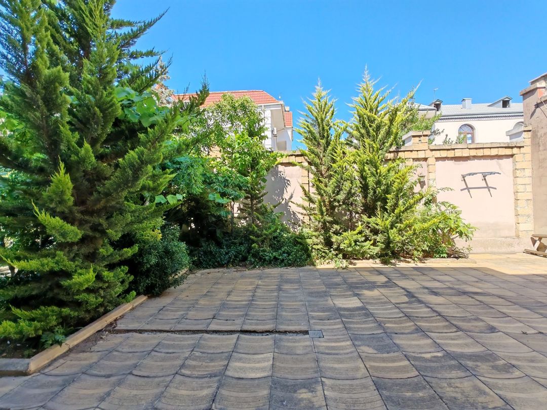 Satılır 12 otaqlı həyət evi/bağ evi 528 m² — Ev, villa, Bakı (6)