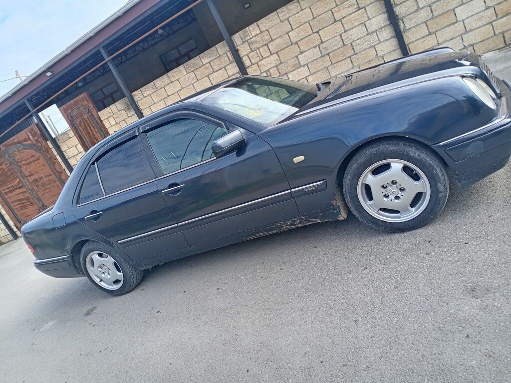 Mercedes E 240, 2.4 L, 1997 il, 360 000 km 99-BG-977 — Avtomobillər, Xudat (3)