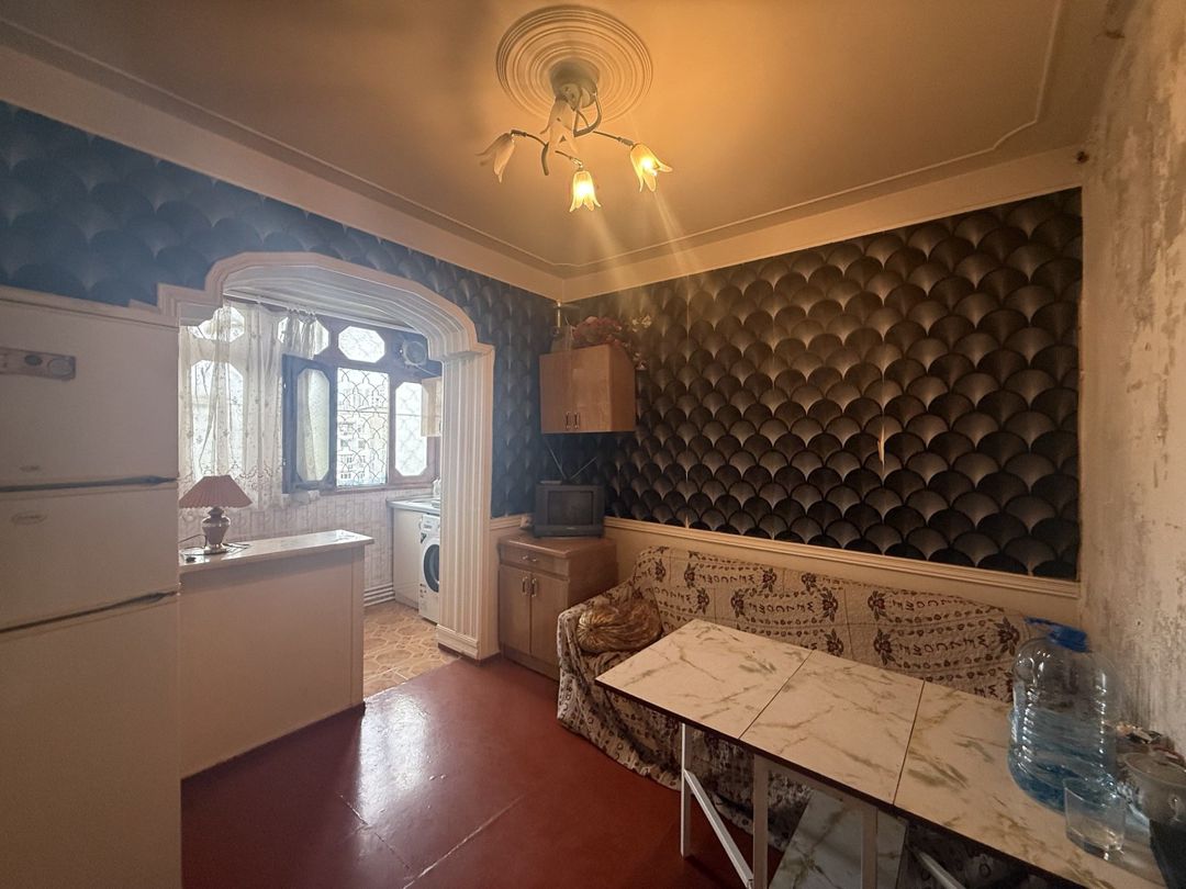Satılır 4 otaqlı köhnə tikili 10999 m² — Mənzil, Bakı (9)