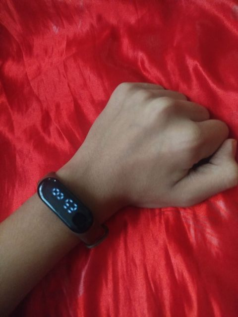 Yeni, Smart qolbaq, Xiaomi, Bluetooth, rəng - Qara — 5 ₼ · Xırdalan · Fitness biləkliklər Yeni, Smart qolbaq, Xiaomi, Bluetooth, rəng - Qara — Xırdalan